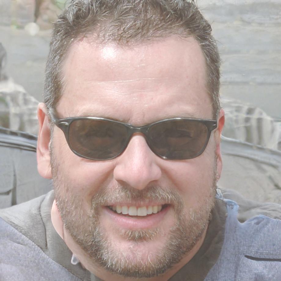 Carlos Mendoza, Director de Tecnología